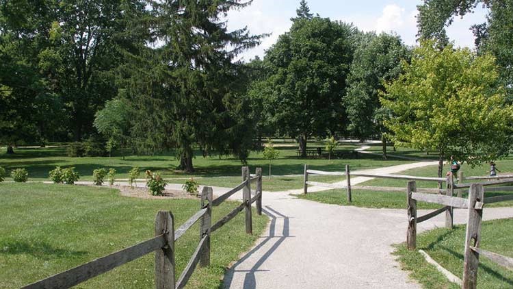 The best parks for having an outdoor party in Indianapolis, IN_Broad Ripple Park